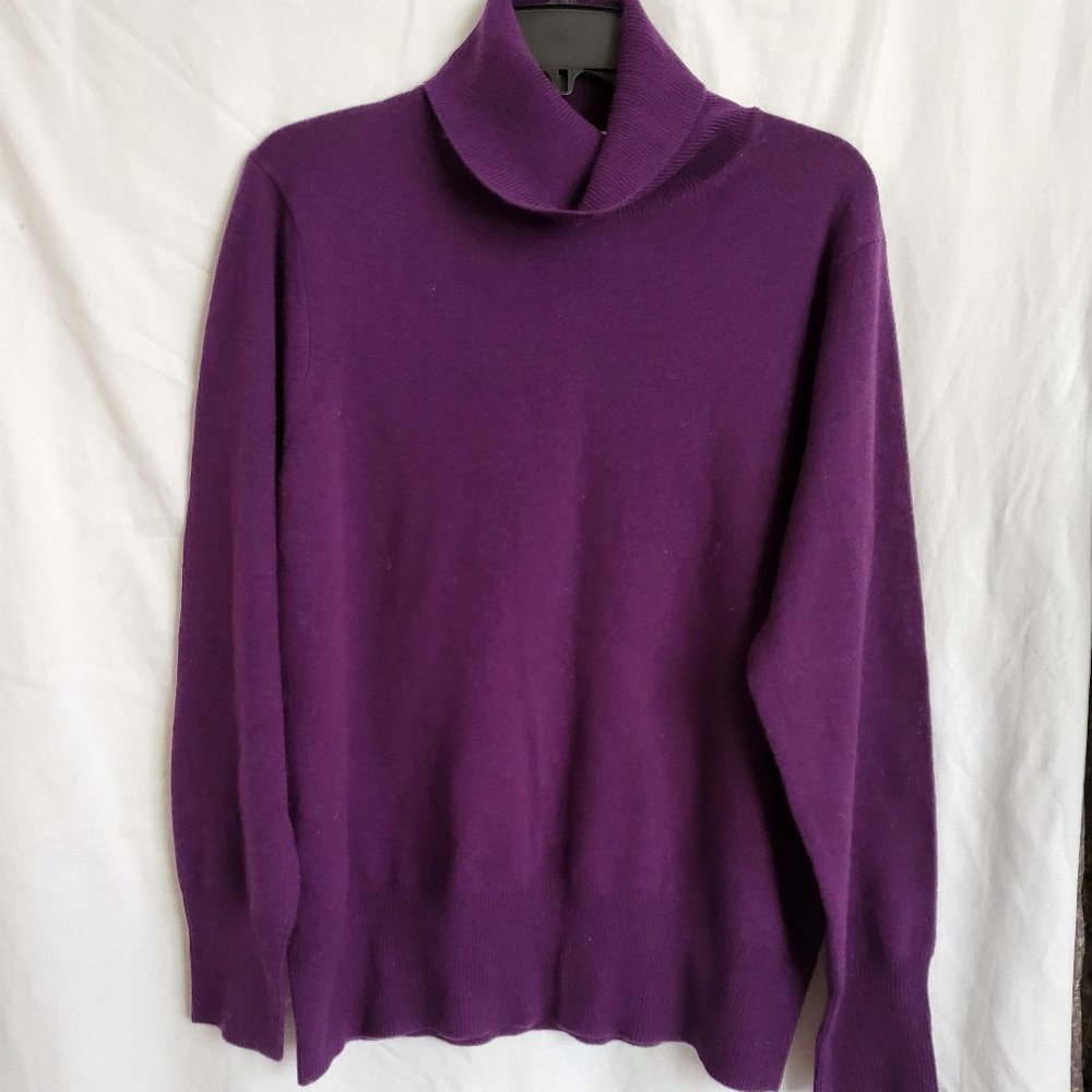 Cashmere sweater